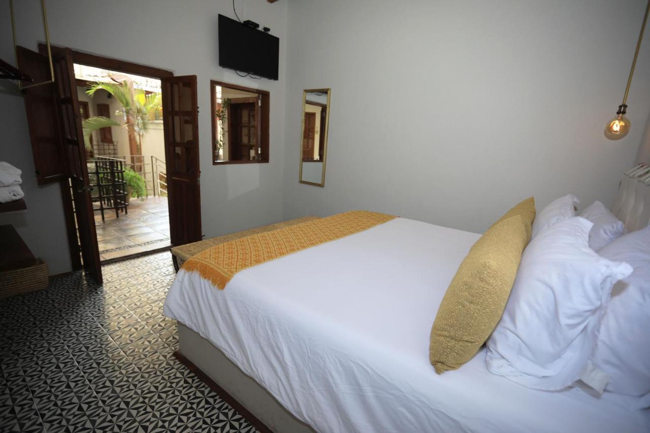 La Dorada Town View Hotel Valle de Bravo Exterior photo