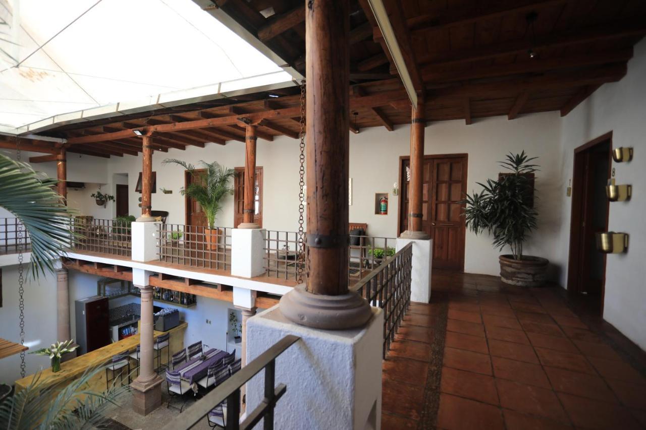 La Dorada Town View Hotel Valle de Bravo Exterior photo